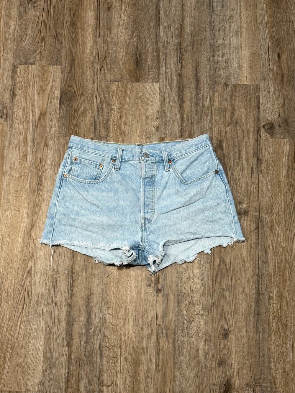 Levi's Women's 501 Original Short Size 31